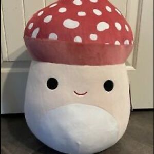 Malcolm Mushroom Squishmallow BNWT 12”